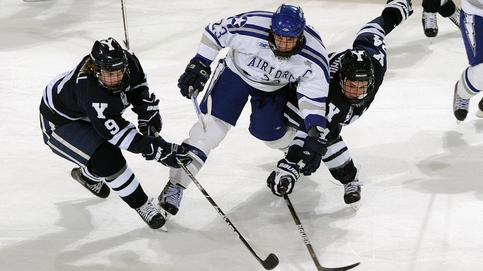 热刺关键球连续丢分球迷质疑波斯特科格鲁，波切蒂诺时期热刺历年主力阵容