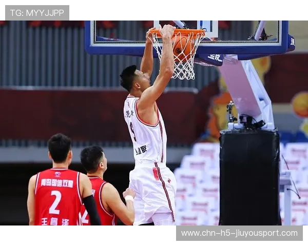 球队战术创新，迎来逆转良机！，球队打法